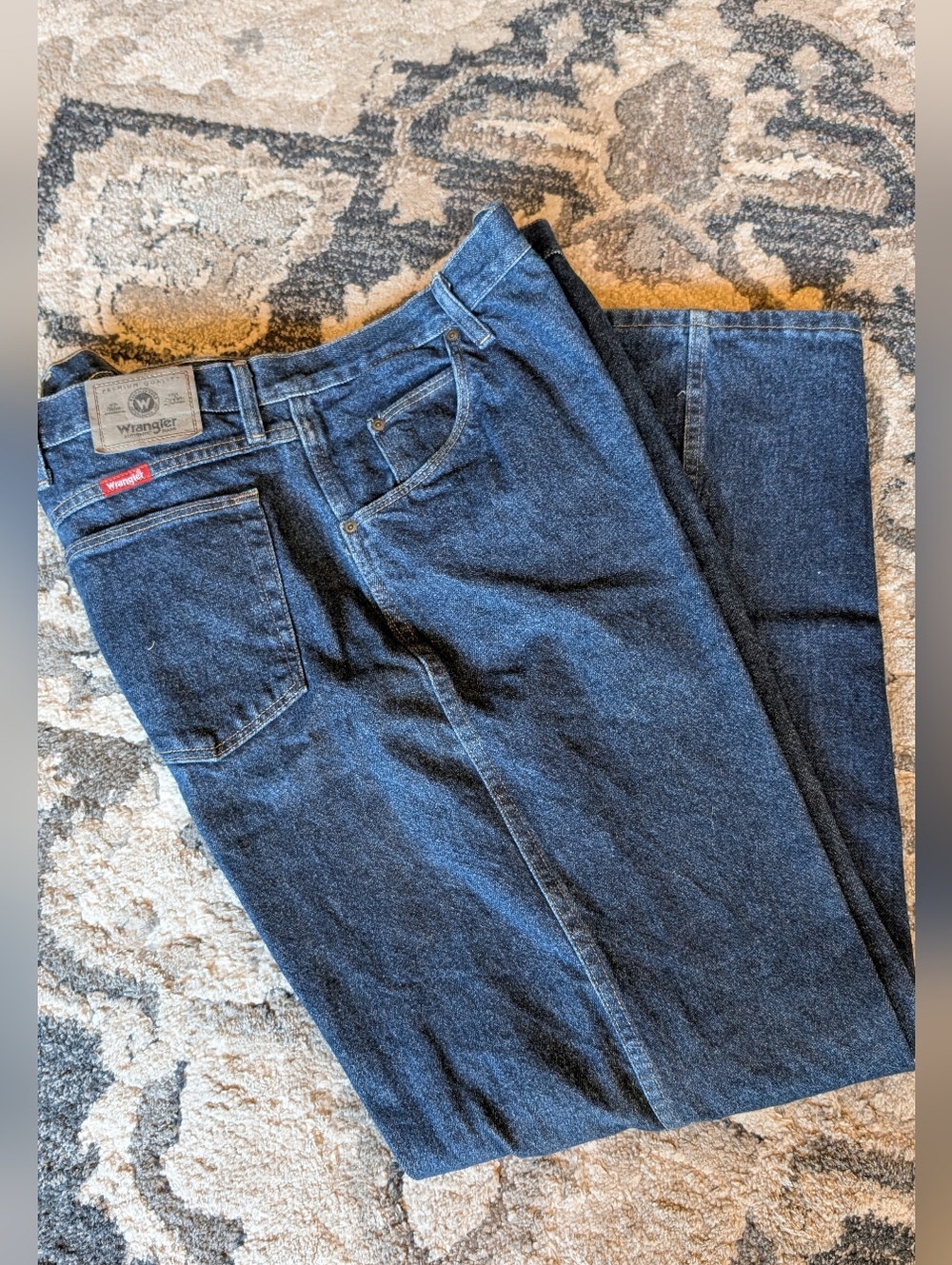 Men's Wrangler Jeans Size 42x32